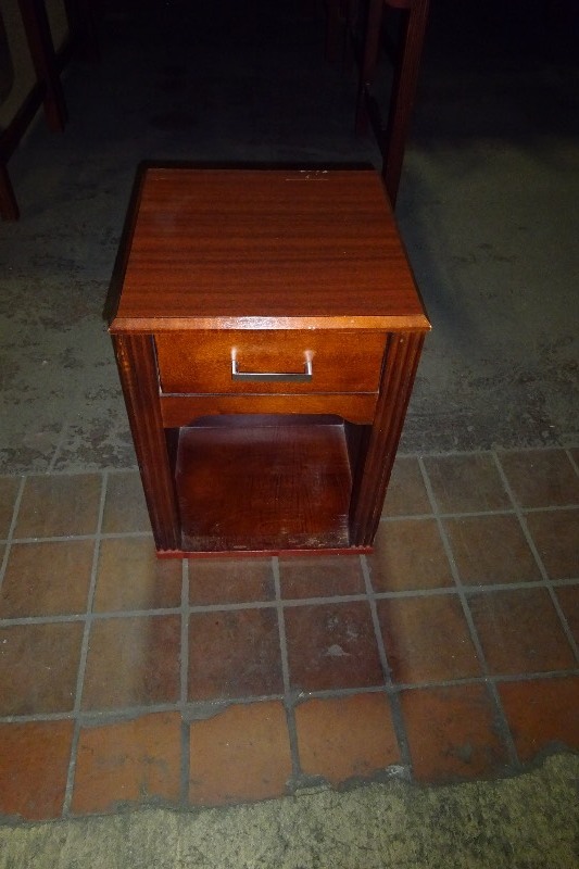 Night Standend table used