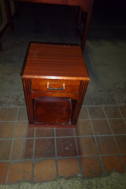 Night Standend table used
