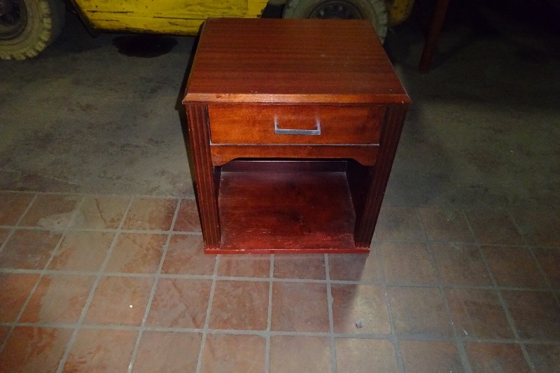 Night Standend table used