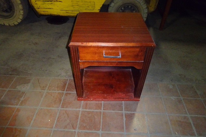 Night Standend table used