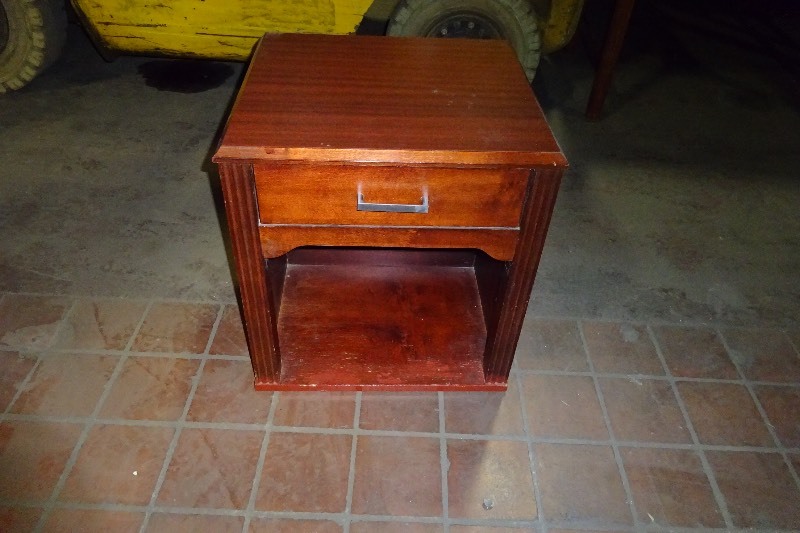 Night Standend table used