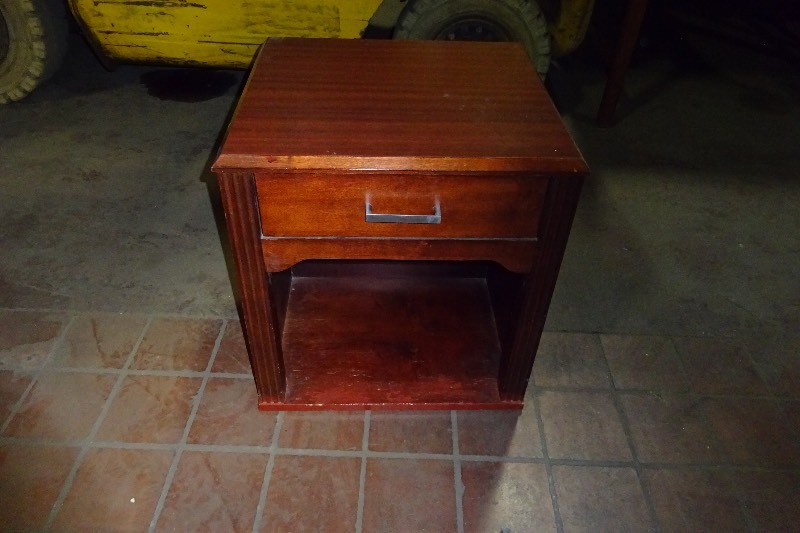 Night Standend table used