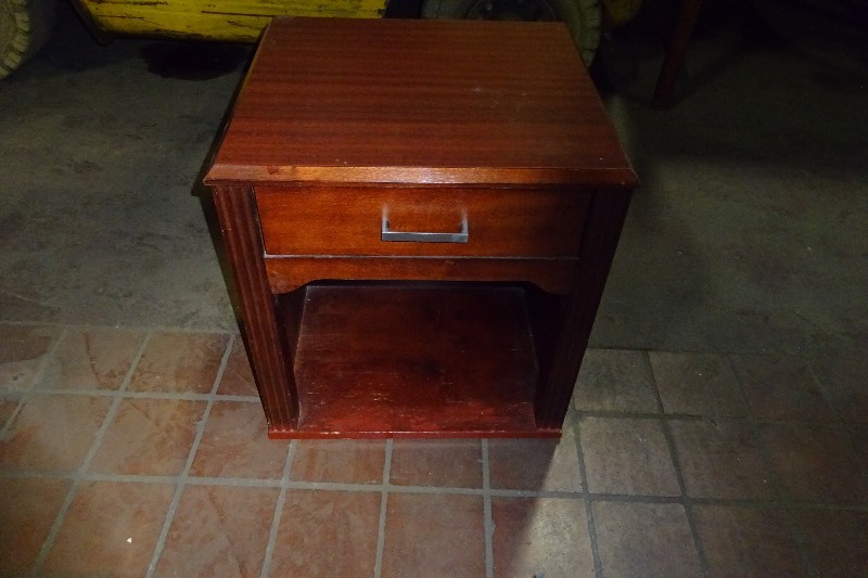 Night Standend table used
