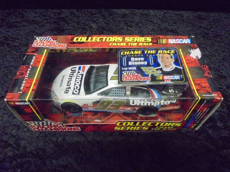 lot 35 image: Racing Champions 124 - #93 Chase the Race, Dave Blaney