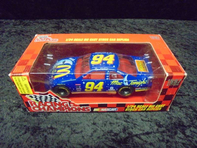 lot 42 image: Racing Champions 124 - #94 McDonalds, Bill Elliott