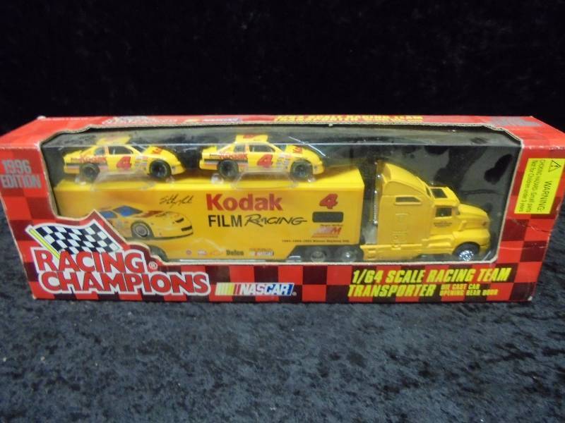 lot 53 image: Racing Champions 164 Race Team Transporter, #4 Kodak