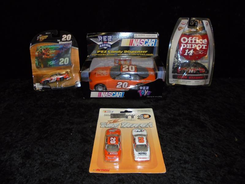 lot 79 image: Lot - Misc Tony Stewart, Pez, Office Depot