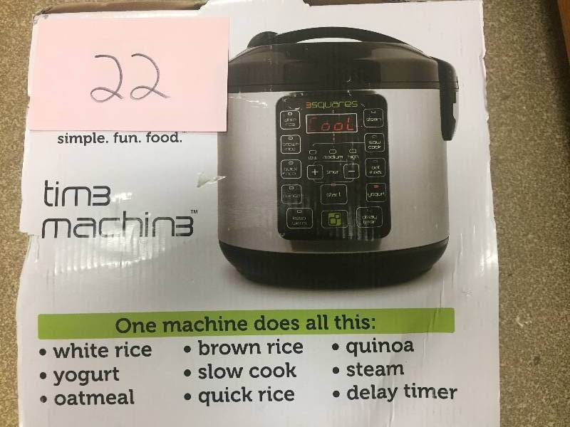 lot 21 image: 3 Squares TIM3 MACHIN3 Rice Cooker, open box never used , Stock and actual photos used to display item