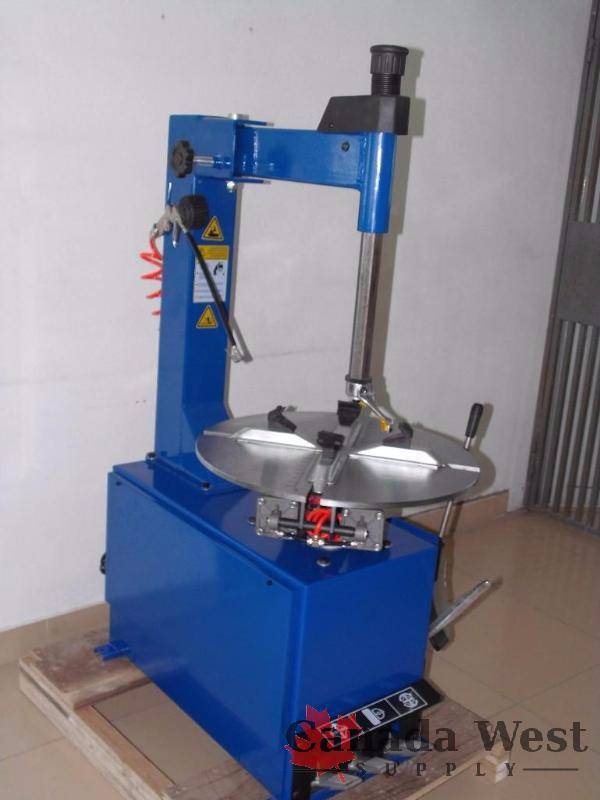 lot 46 image: New Tire Changer and Wheel Balancer Combo TZ500WB100