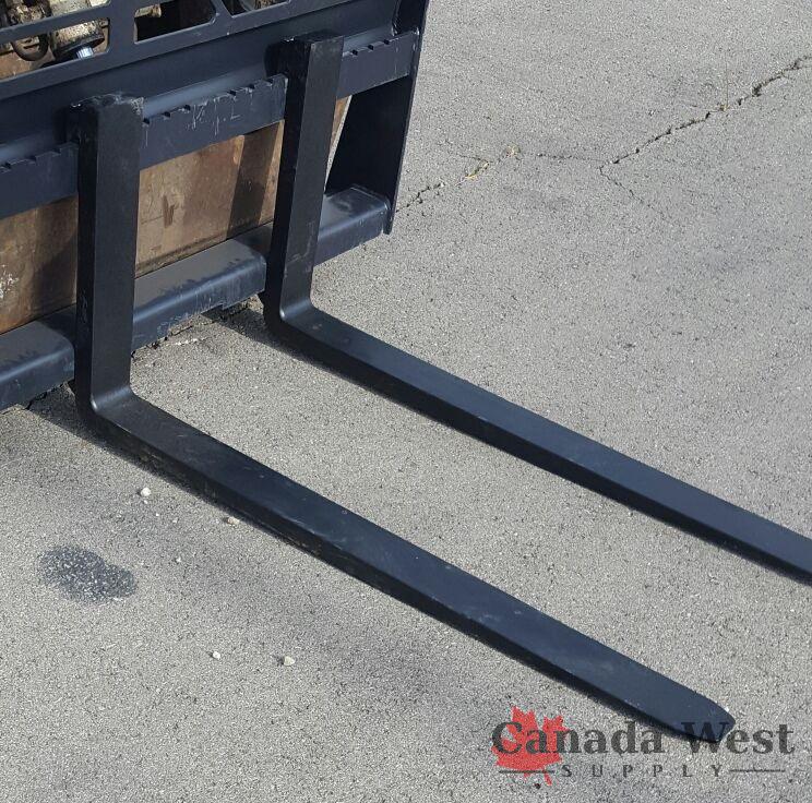 lot 47 image: NEW HEAVY DUTY 48 INCH SKID STEER FORKS SPF48