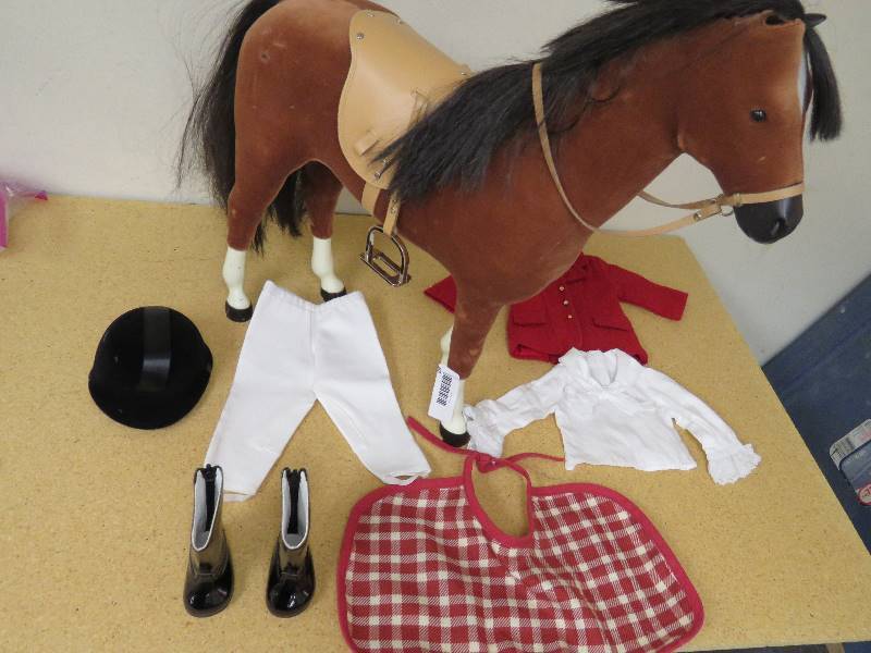 Equestrian Set
