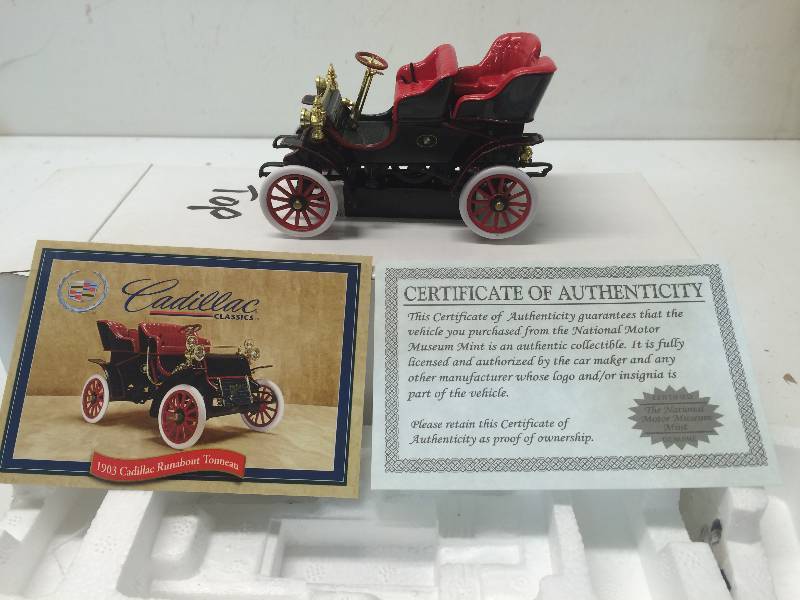 lot 34 image: 1903 Cadillac Runabout Tonneau