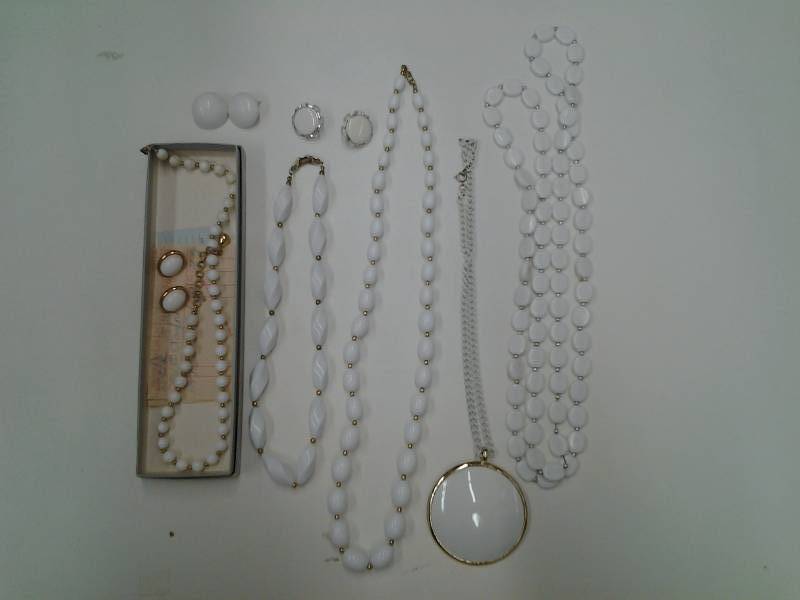 lot 7 image: Lot Assorted White Jewelry
