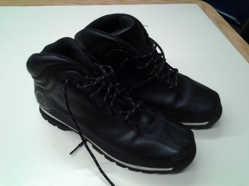 lot 49 image: Timberland Mens Black Leather Size 10