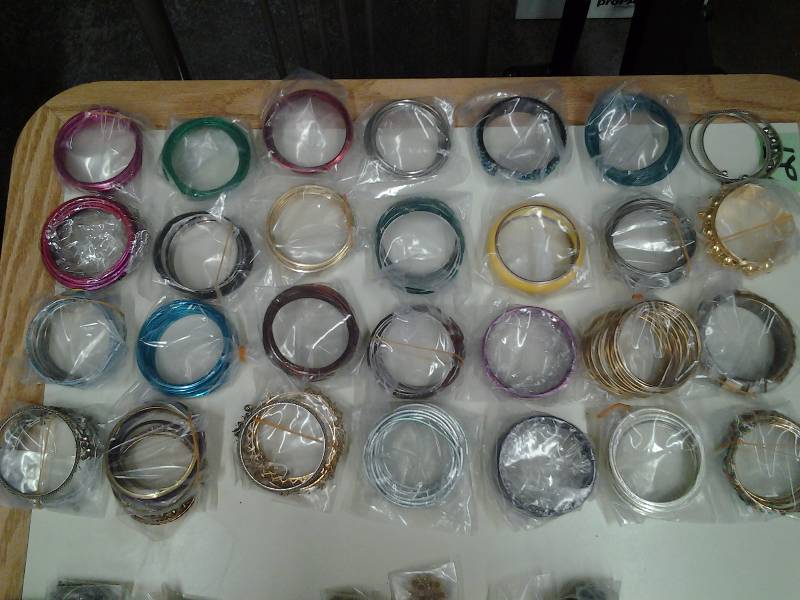 lot 56 image: Large Lot Of Assorted Bracelets
