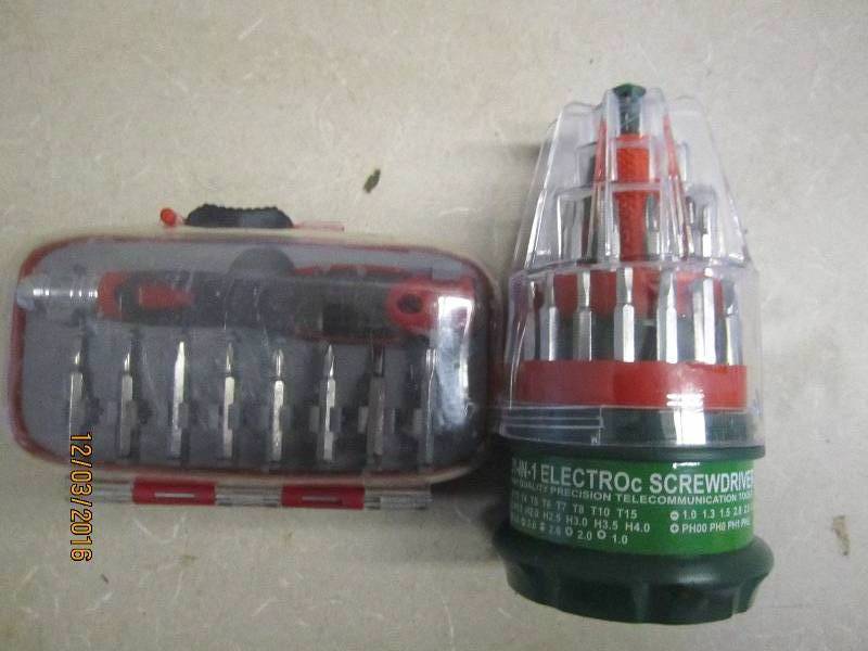 New smaller head screw bits set...