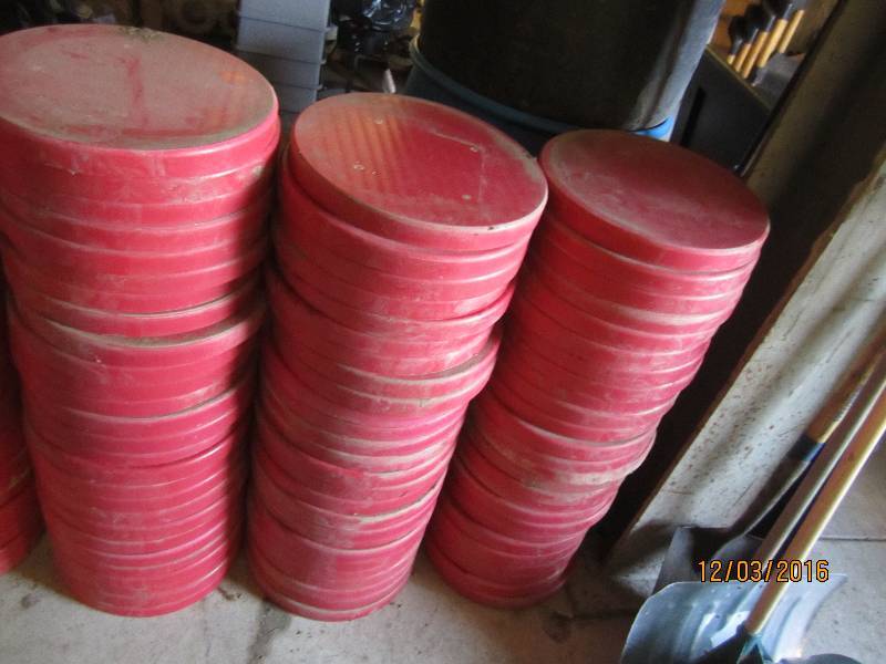 Lot of approximately 80 solid plast...