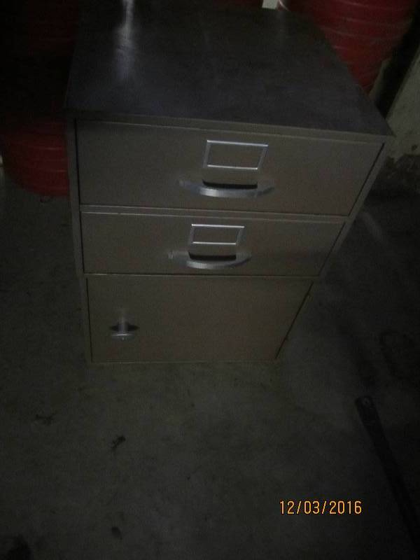 Metal file cabinet...