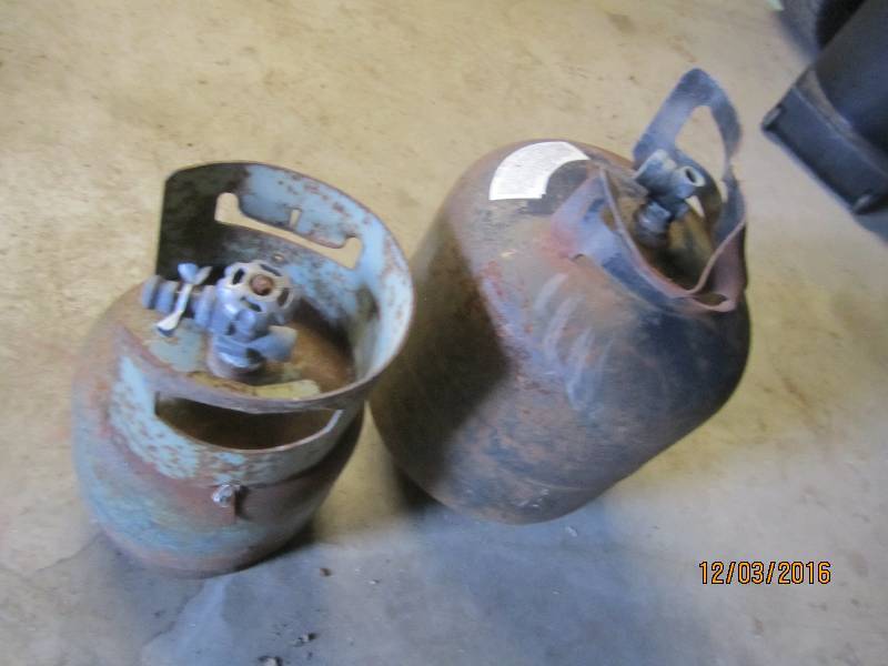 2 vintage fuel tanks...