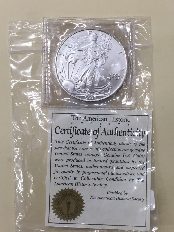 2005 Unc American Eagle Silver Doll...