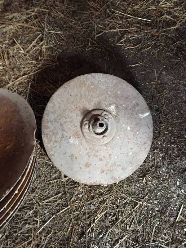 9 DISCS AND CUTTERS