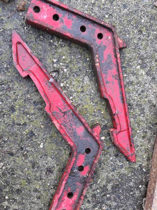 BACK BONE FOR OLD PLOW AND THREE POINT
