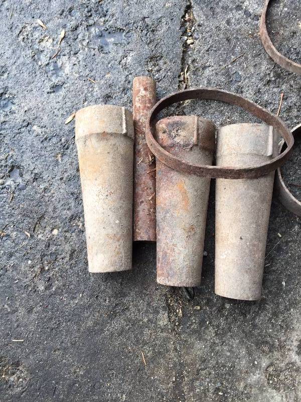 METAL RINGS AND CONES