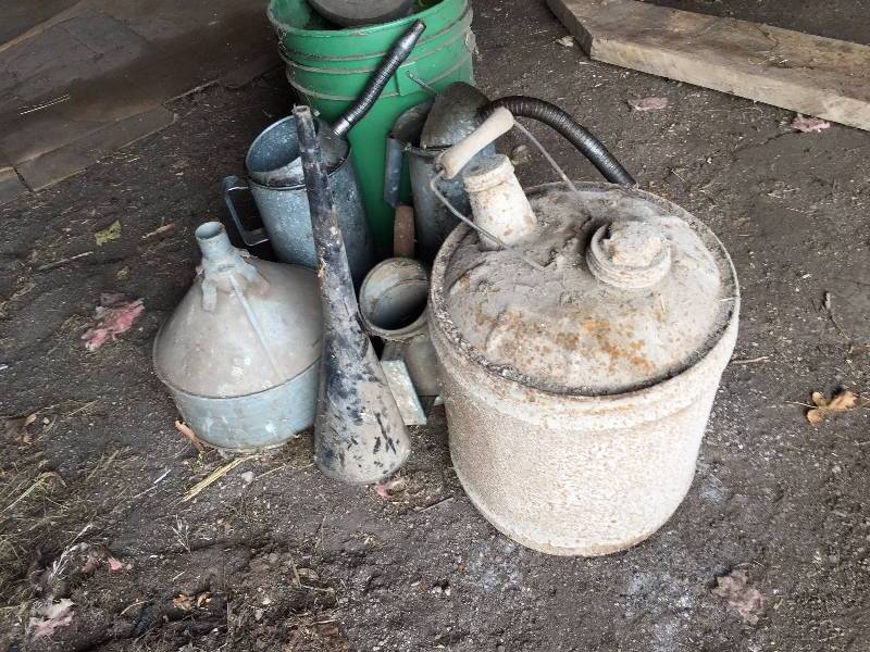 OLD OIL AND GAS CANS