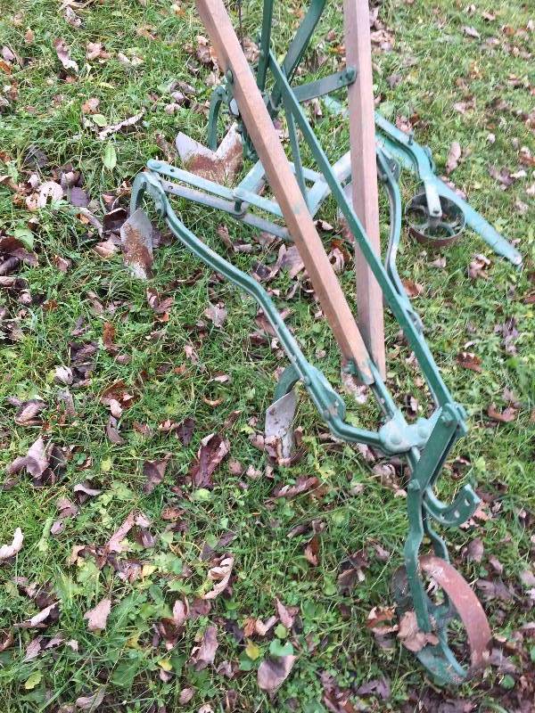 ANTIQUE CULTIVATOR