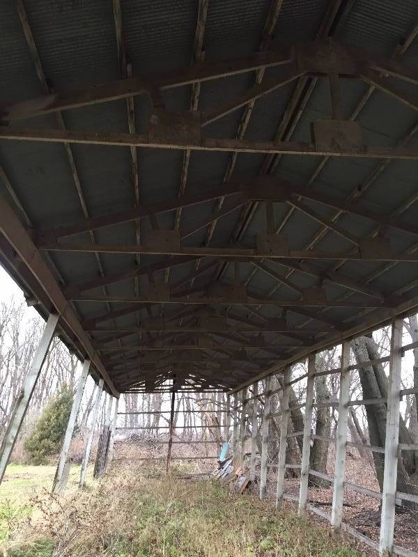 22 X 84 OUT BUILDING WITH A LOT OF GOOD TIN ON IT BUYER MUST REMOVE AND THEY HAVE ONE WEEK FROM AUCTION ENDING