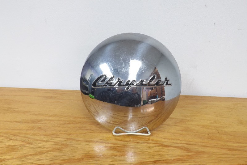 Vintage Chrysler Chrome Dog Dish Hub Cap