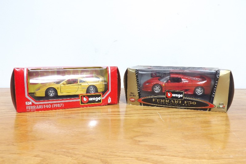 2 Mint in Box Burago 124 Scale Ferraris