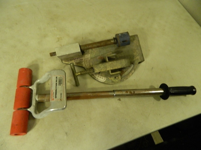 lot 52 image: Tubing Notcher and Floor Roller