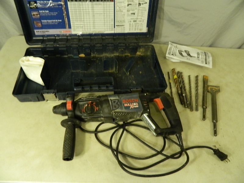 lot 54 image: Bosch Bulldog Hammer Drill with Bits