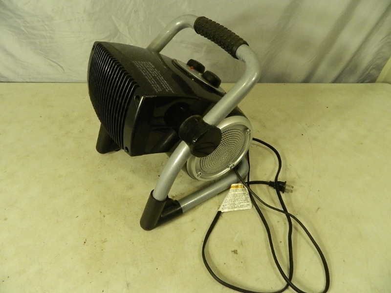 lot 59 image: Fan andor Space Heater