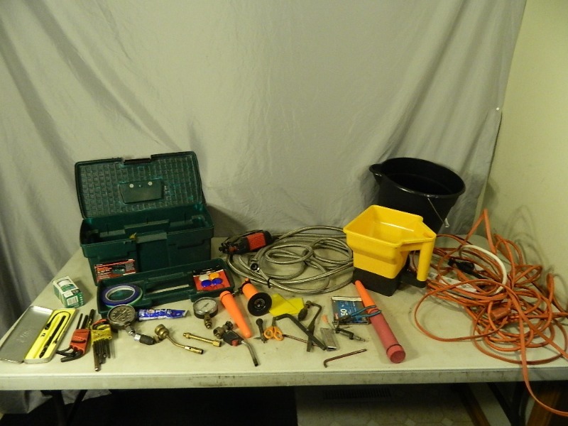 lot 62 image: Hand Tools, Toolbox, Etc