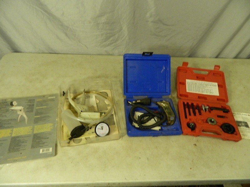 lot 84 image: Automotive Specialty Tools