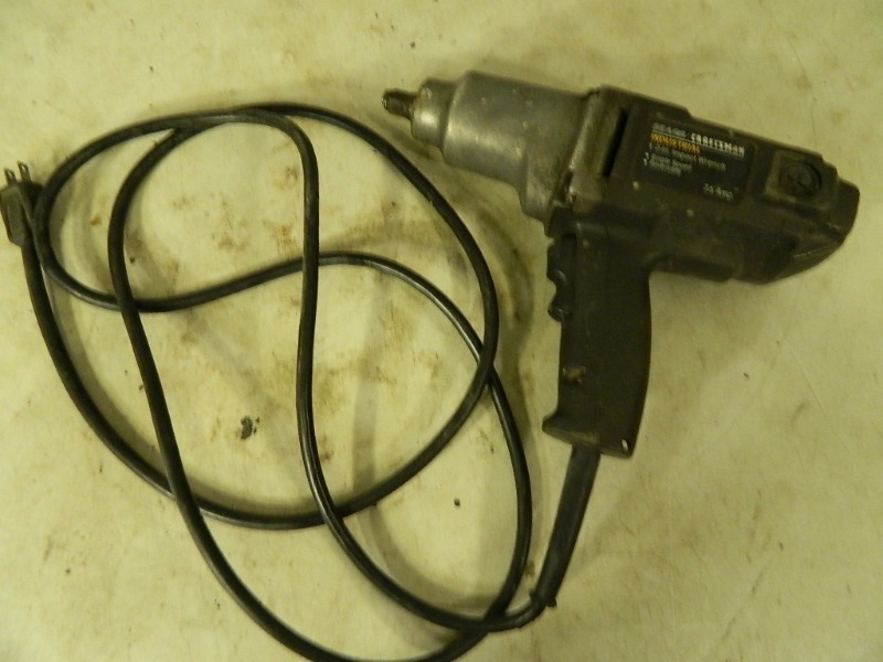 lot 102 image: Craftsman Electric Impact