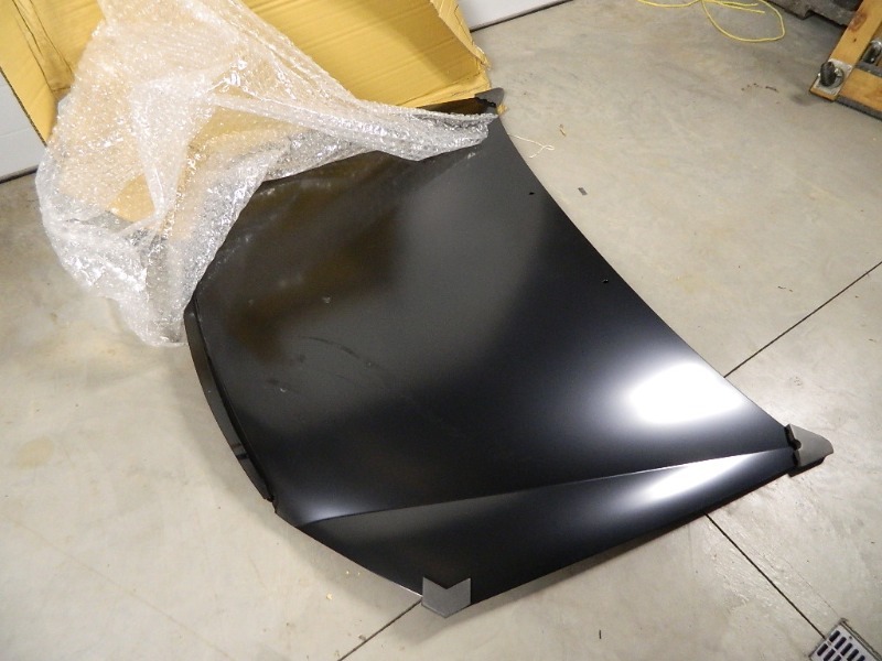 lot 111 image: New Hood for Kia Spectra