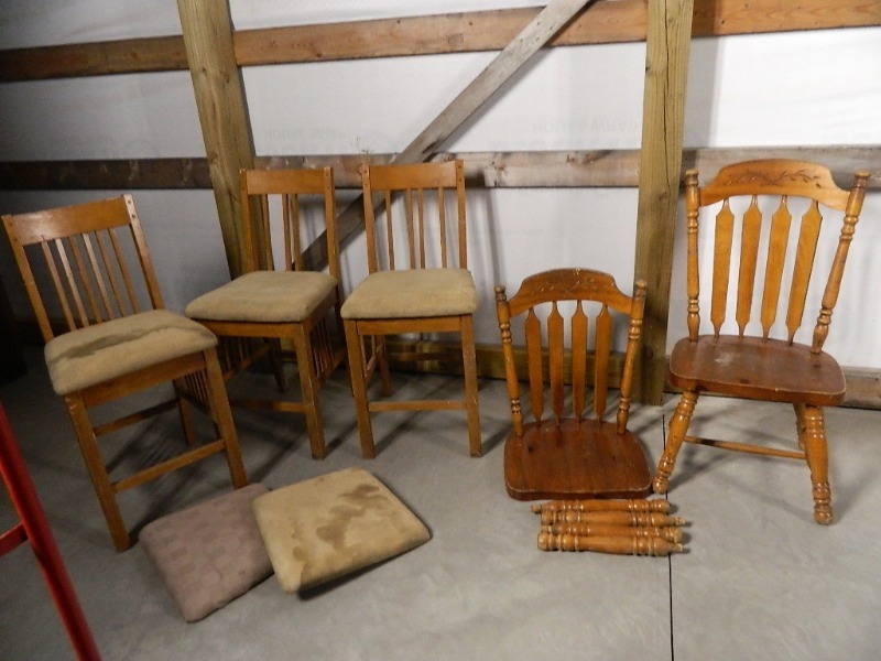 lot 134 image: 5 Project Chairs