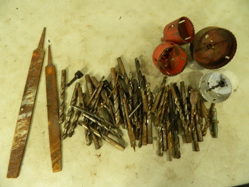 lot 161 image: Hole Saws, Drill Bits, and More