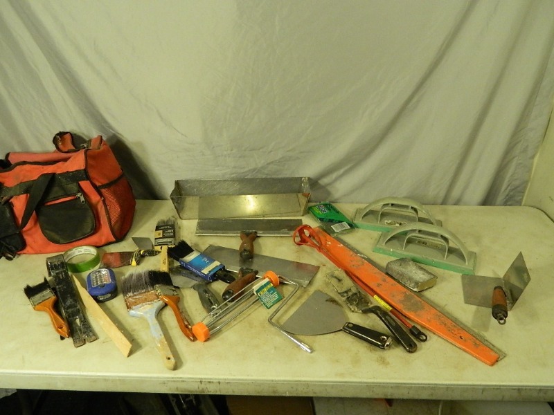 lot 188 image: Drywall and Painting Tools