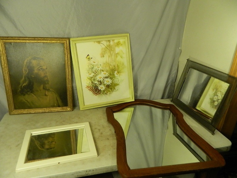 lot 198 image: Mirrors and Pictures