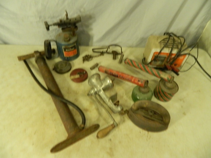 lot 216 image: Antiques and Collectibles