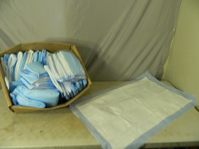 lot 220 image: New Bed Pads  Puppy Training Pads
