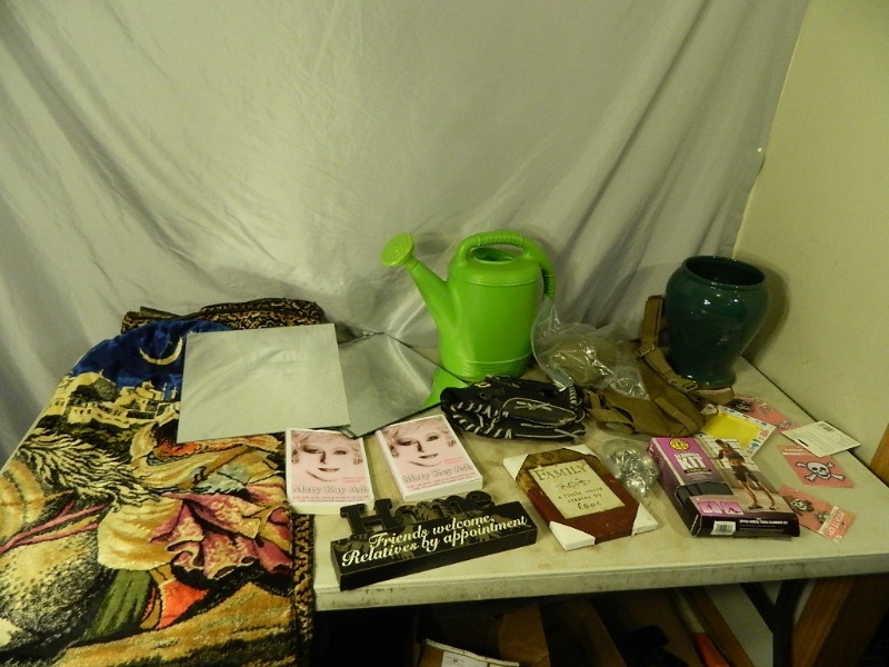 lot 242 image: Home Decor, Craft Items, and More