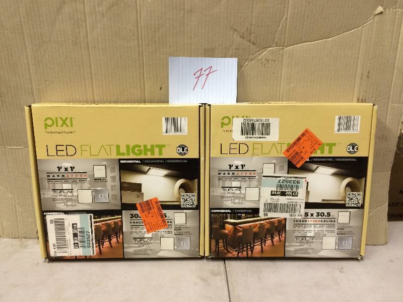 et of 2 Pixi 1x1 Led Flatlight Never used