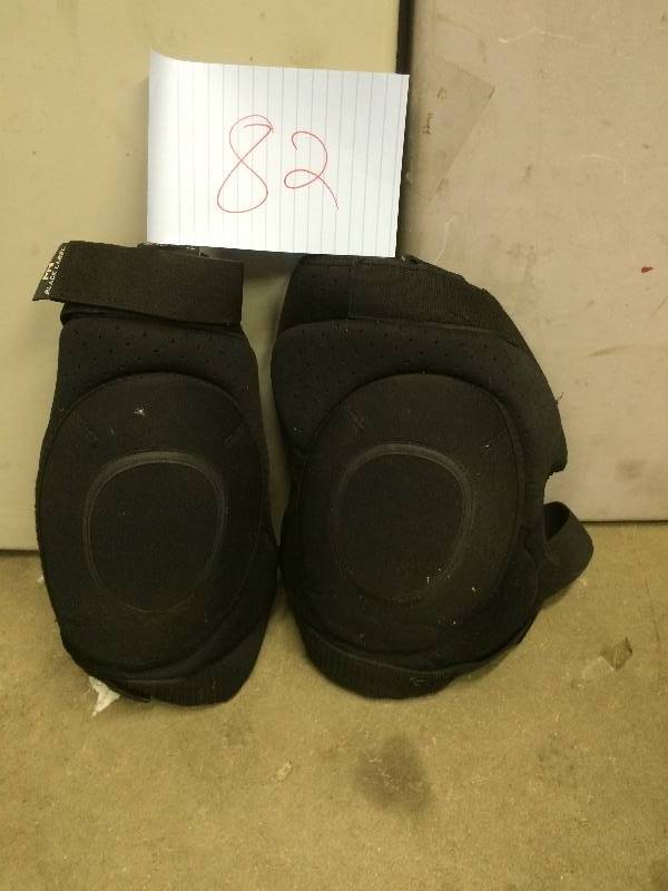 Black Label Knee Pads
