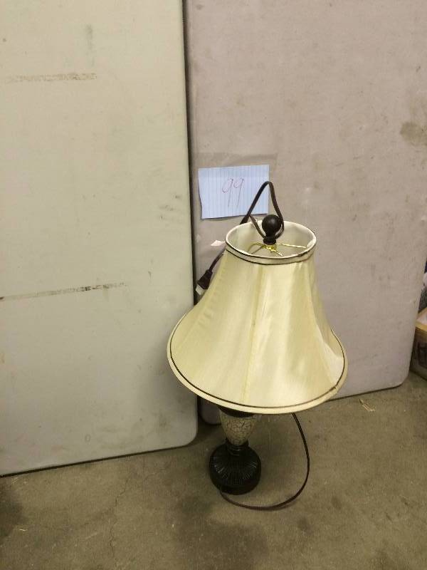 25-inch French Verdi Table Lamp