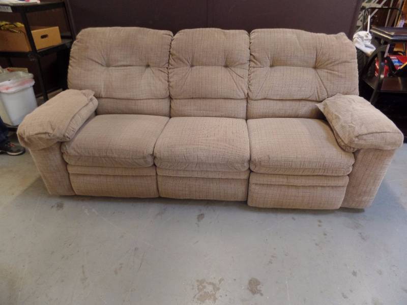 Wall hugger reclining sofaSofa